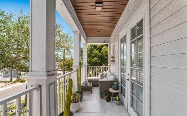 $4,000 | 400 14th Avenue North, Unit D, Jacksonville Beach, FL 32250