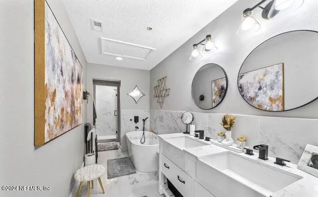 $4,000 | 400 14th Avenue North, Unit D, Jacksonville Beach, FL 32250