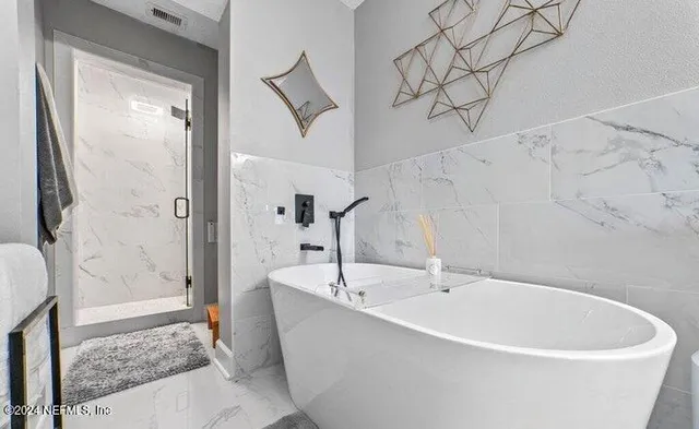 $4,000 | 400 14th Avenue North, Unit D, Jacksonville Beach, FL 32250