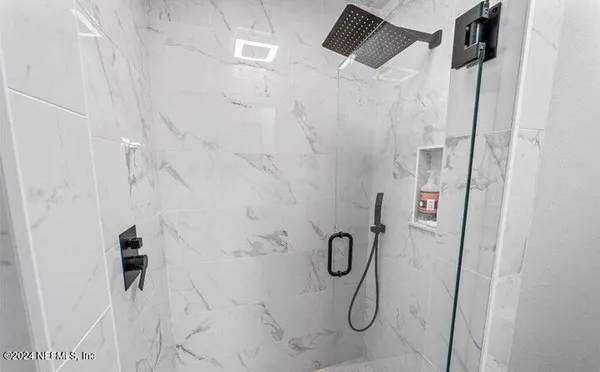 $4,000 | 400 14th Avenue North, Unit D, Jacksonville Beach, FL 32250