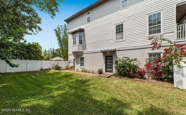 $4,000 | 400 14th Avenue North, Unit D, Jacksonville Beach, FL 32250