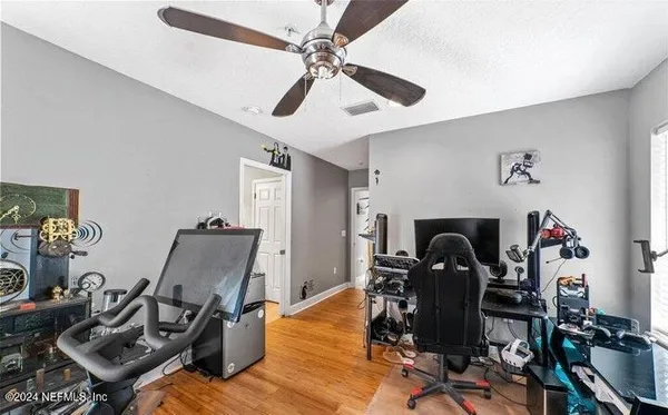 $4,000 | 400 14th Avenue North, Unit D, Jacksonville Beach, FL 32250