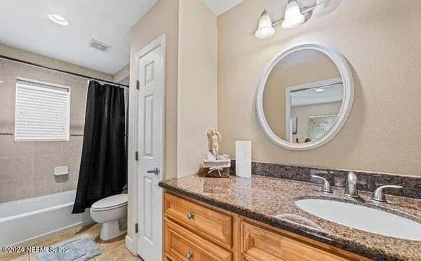 $4,000 | 400 14th Avenue North, Unit D, Jacksonville Beach, FL 32250