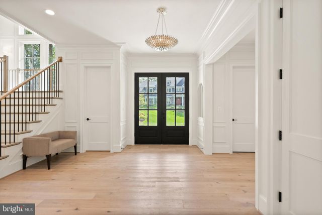 $3,250,000 | 2400 North Lincoln Street, Arlington, VA 22207