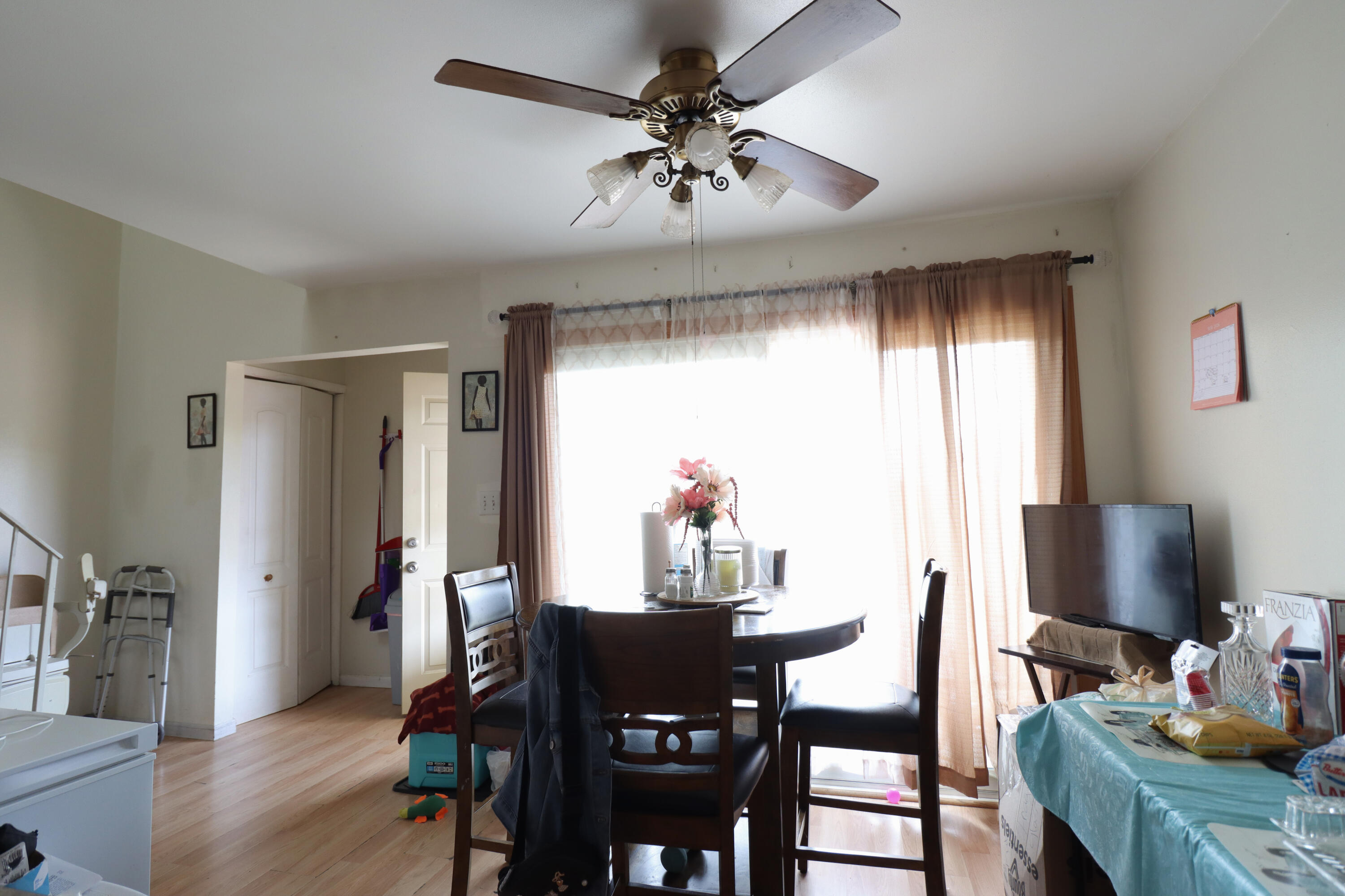 5407 Byrd Avenue Racine, WI 53406 - Photo 6 of 20 IMG_7412
