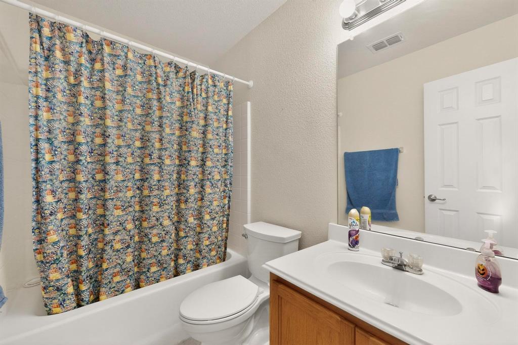 508 Logan Drive Azle, TX 76020 - Photo 11 of 14