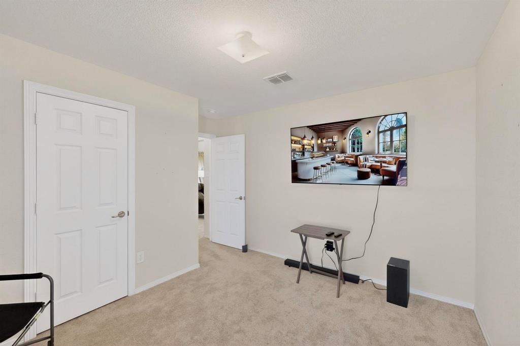 508 Logan Drive Azle, TX 76020 - Photo 9 of 14