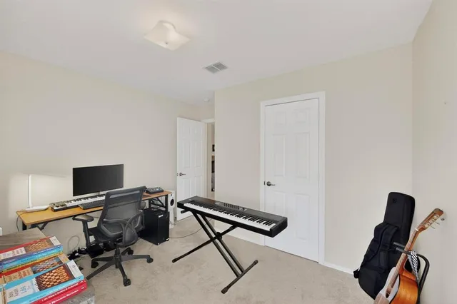 $250,000 | 508 Logan Drive, Azle, TX 76020