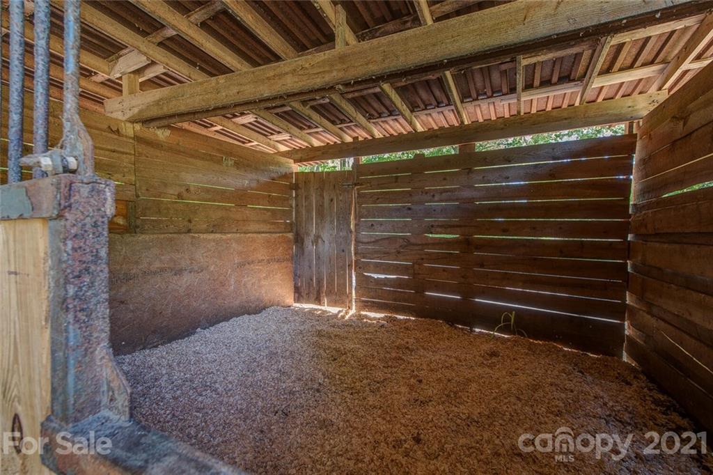 464 Brandon Road Clover, SC 29710 - Photo 40 of 45 Gallery Image 40