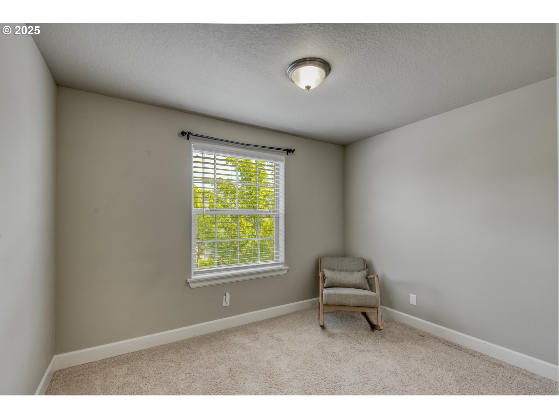 10380 Madrid Loop Wilsonville, OR 97070 - Photo 27 of 45 Bedroom