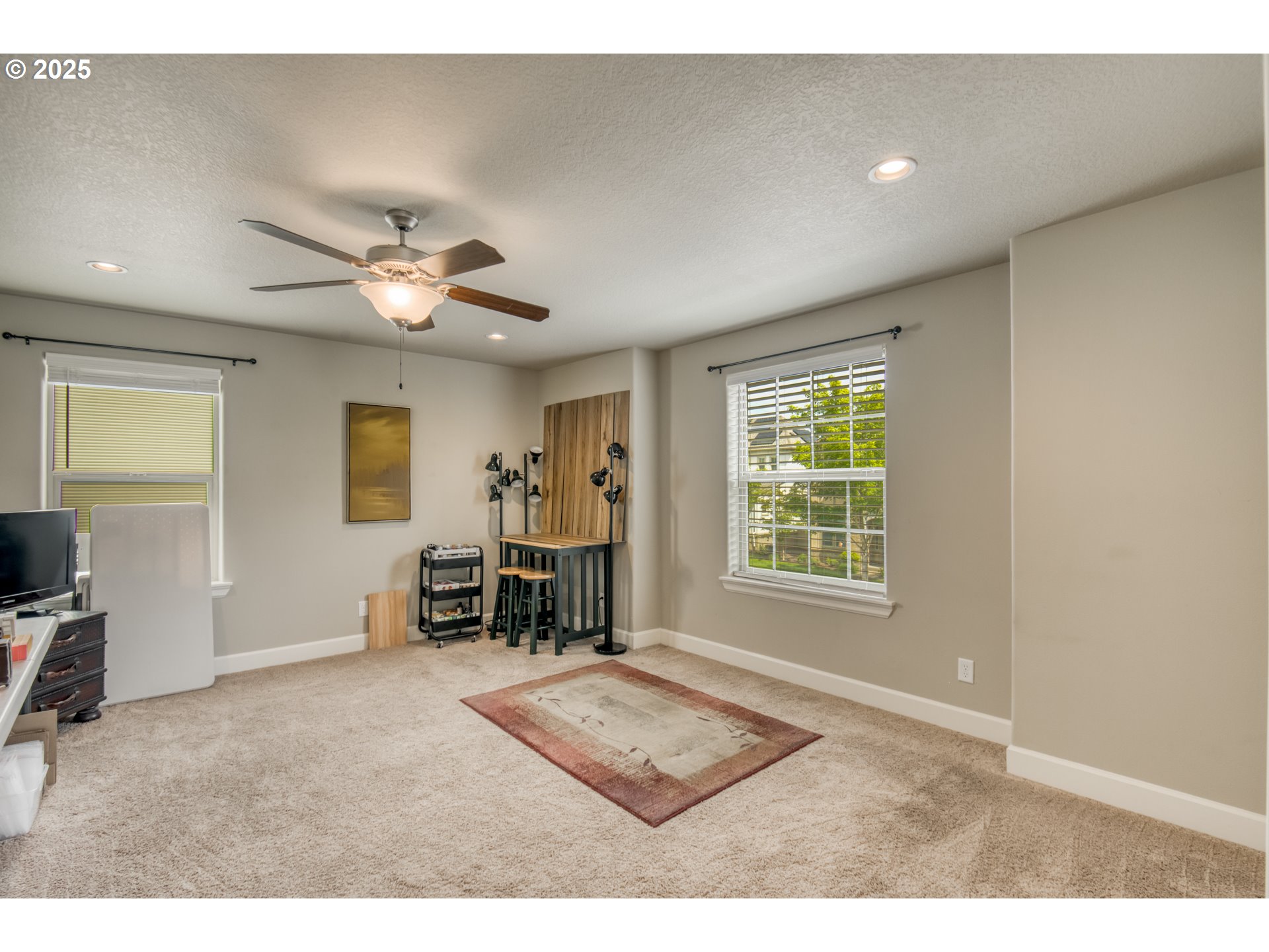 10380 Madrid Loop Wilsonville, OR 97070 - Photo 29 of 45 Bedroom