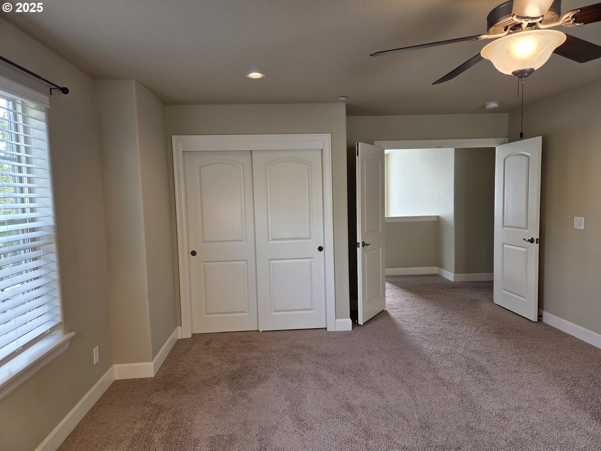 10380 Madrid Loop Wilsonville, OR 97070 - Photo 30 of 45 Bedroom