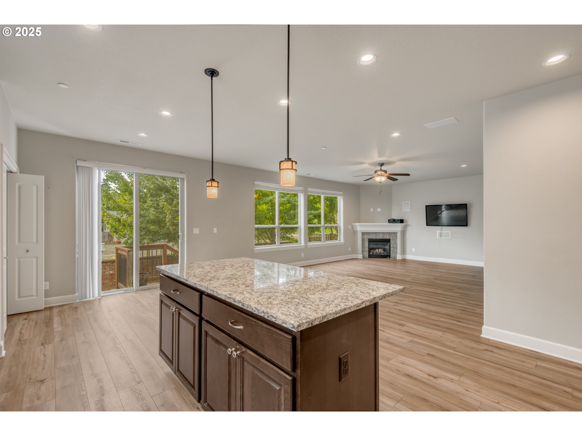 10380 Madrid Loop Wilsonville, OR 97070 - Photo 43 of 45