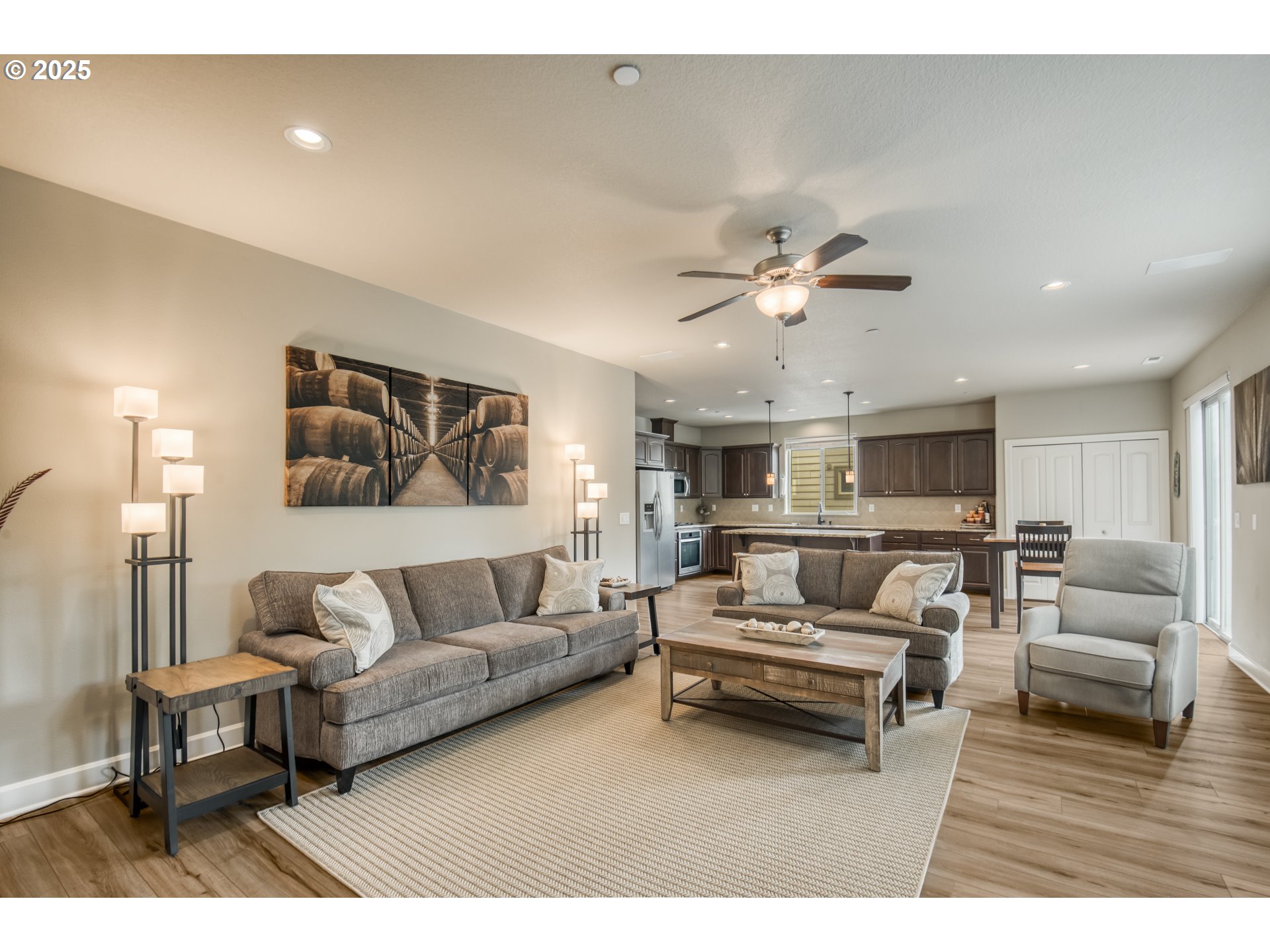 10380 Madrid Loop Wilsonville, OR 97070 - Photo 9 of 45 Kitchen/Nook