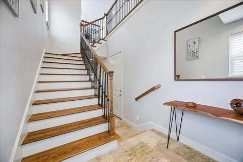 $585,000 | 2703 Arabelle Grove, Houston, TX 77007