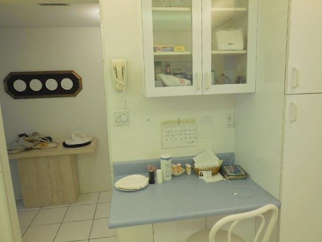 6161 Northwest 2nd Avenue, Unit 214 Boca Raton, FL 33487 - Photo 6 of 14 KITCHEN 2