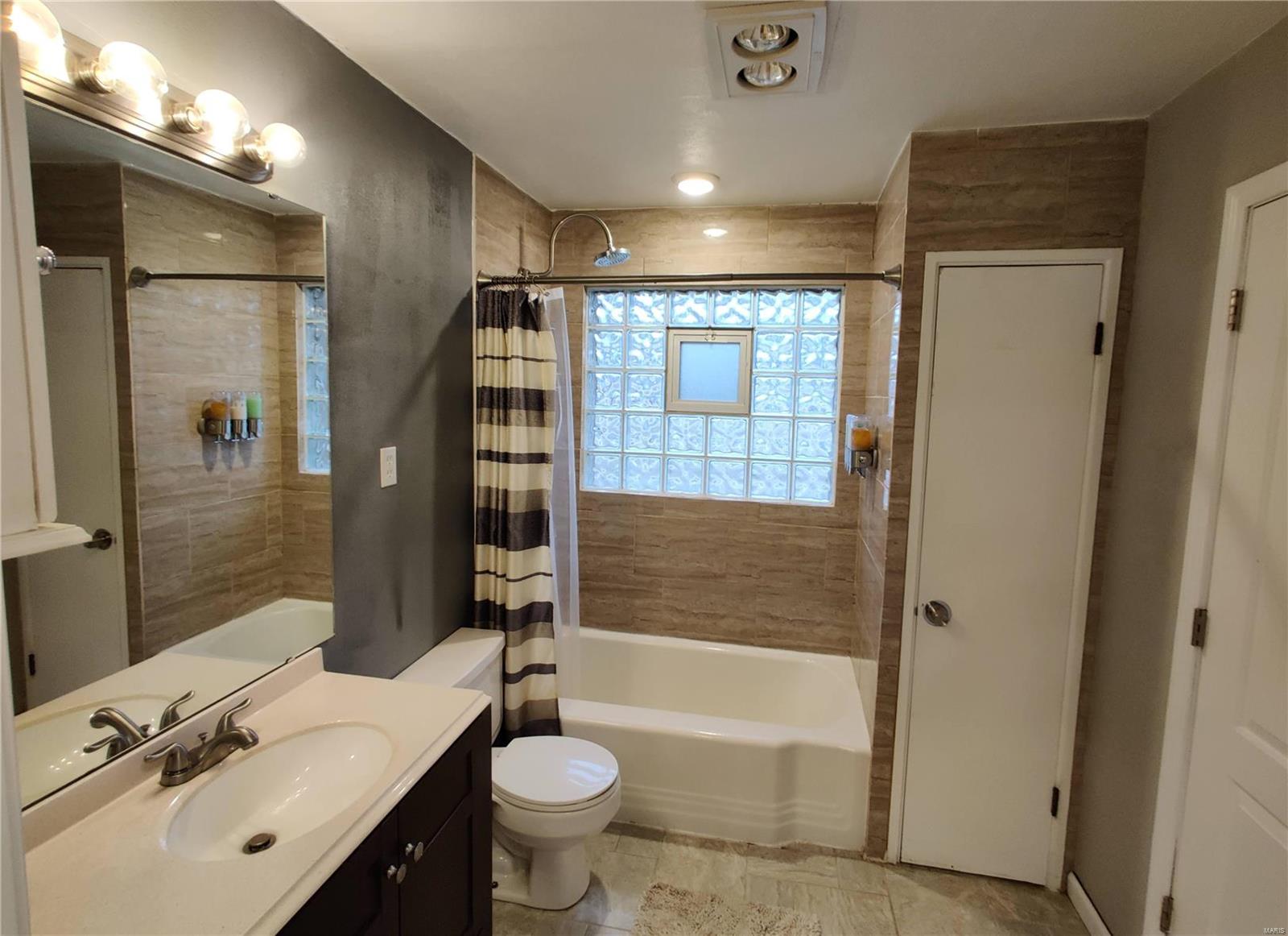 859 Reavis Barracks Road St. Louis, MO 63125 - Photo 12 of 21 Gallery Image 12