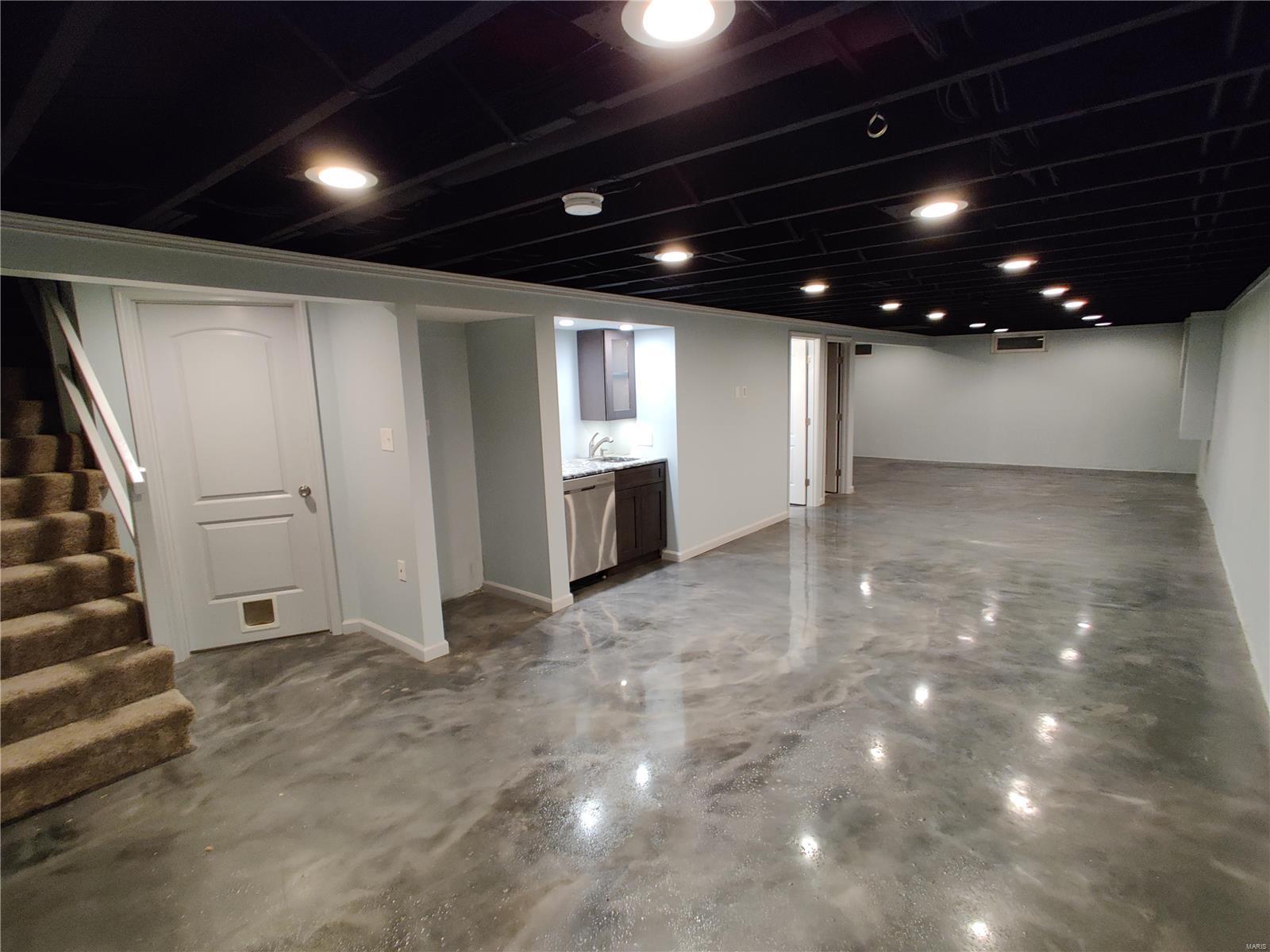 859 Reavis Barracks Road St. Louis, MO 63125 - Photo 18 of 21 Gallery Image 18