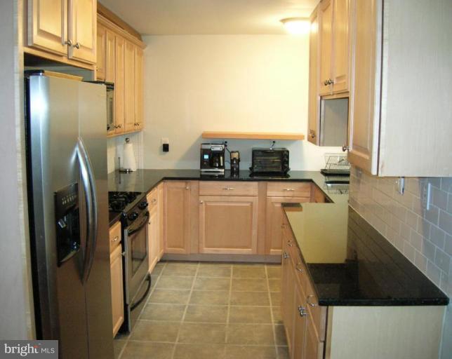 10705 Glenwild Road Silver Spring, MD 20901 - Photo 2 of 14 Kitchen