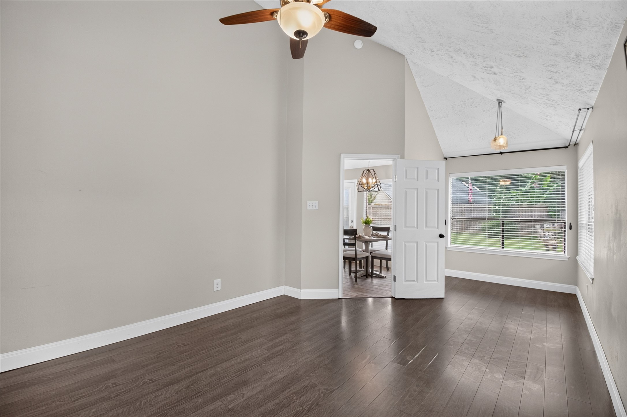 2018 Creston Drive Spring, TX 77386 - Photo 18 of 36