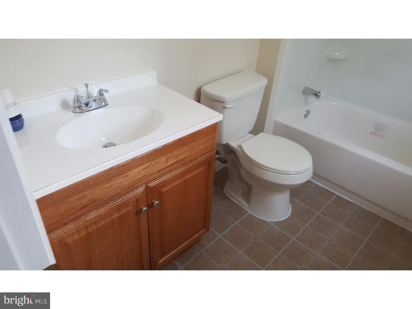2 Framingham Road Beverly, NJ 08010 - Photo 11 of 18