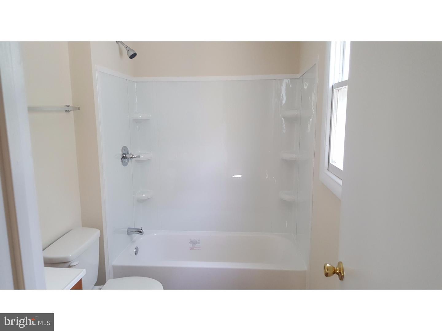 2 Framingham Road Beverly, NJ 08010 - Photo 10 of 18