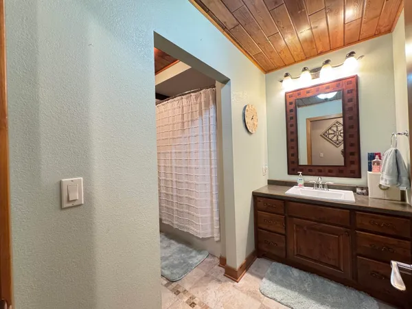 $589,000 | 4398 North Shore Drive, Rhinelander, WI 54501