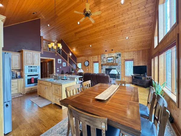 $589,000 | 4398 North Shore Drive, Rhinelander, WI 54501