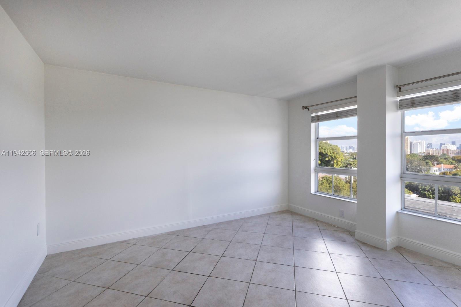 2351 Douglas Road, Unit 701 Miami, FL 33145 - Photo 12 of 21