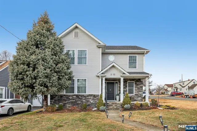 $4,900 | 3-15 Lyons Avenue, Fair Lawn, NJ 07410