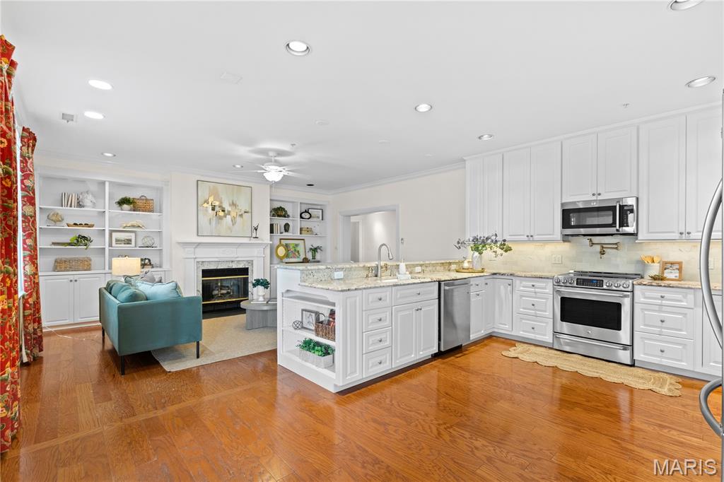750 South Hanley Road, Unit 56 St. Louis, MO 63105 - Photo 19 of 52