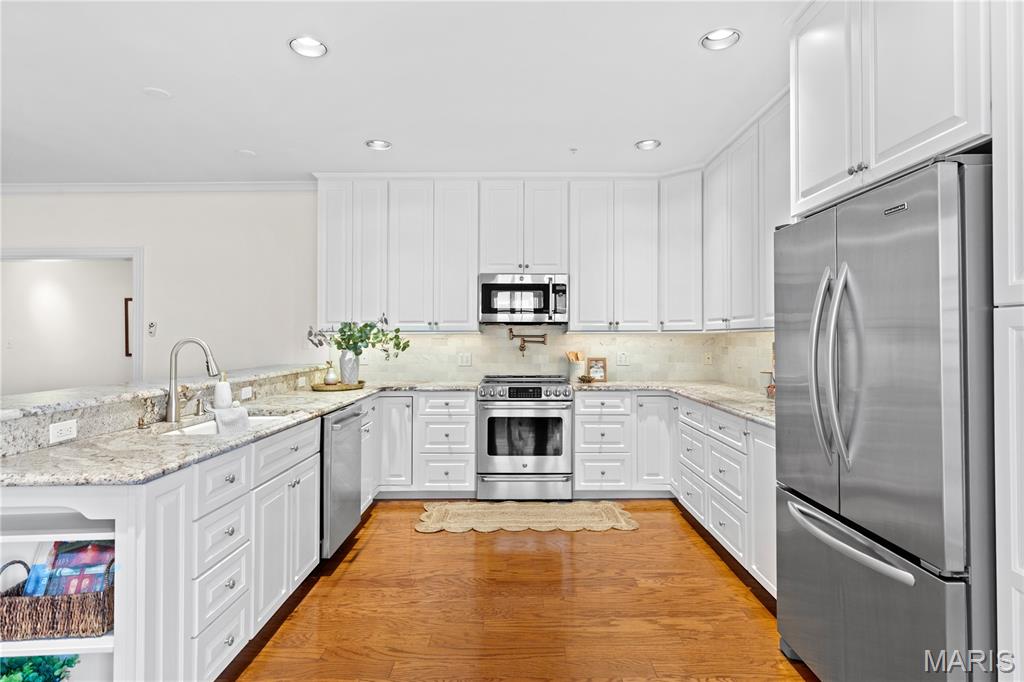 750 South Hanley Road, Unit 56 St. Louis, MO 63105 - Photo 21 of 52