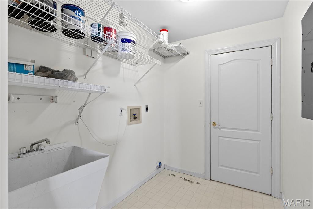 750 South Hanley Road, Unit 56 St. Louis, MO 63105 - Photo 34 of 52