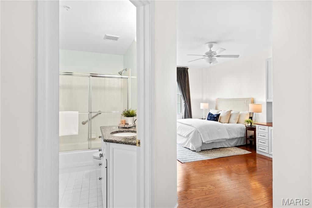 750 South Hanley Road, Unit 56 St. Louis, MO 63105 - Photo 44 of 52