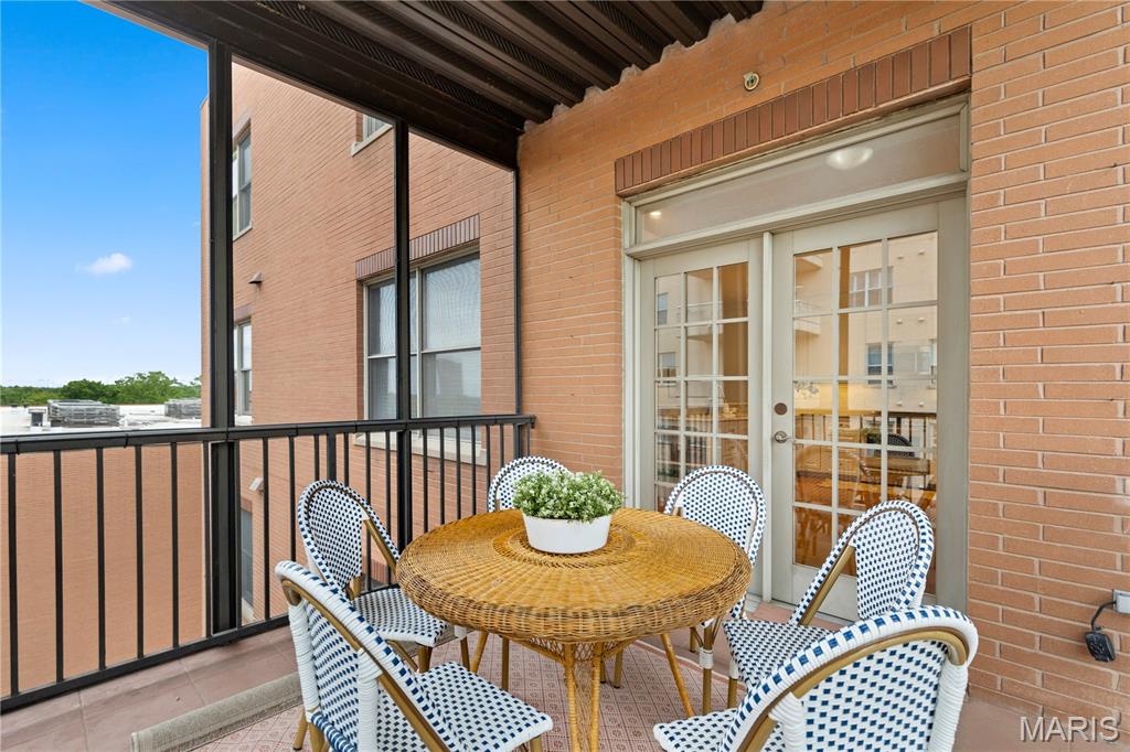 750 South Hanley Road, Unit 56 St. Louis, MO 63105 - Photo 51 of 52