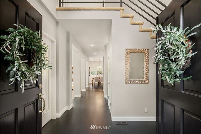 $1,800,000 | 6562 Beach Drive Southwest, Seattle, WA 98136