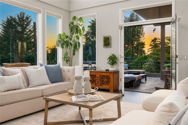 $1,800,000 | 6562 Beach Drive Southwest, Seattle, WA 98136