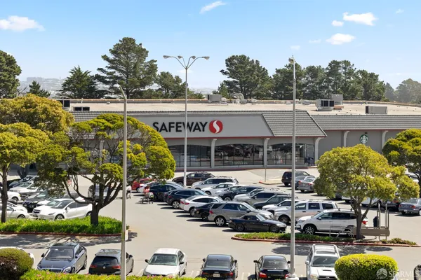 $3,900 | 2210 Gellert Boulevard, Unit 5202, South San Francisco, CA 94080