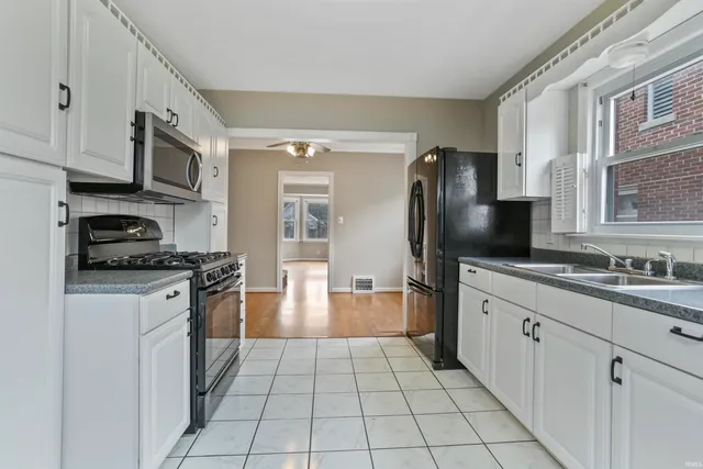 $175,000 | 404 Wedeking Avenue, Evansville, IN 47711