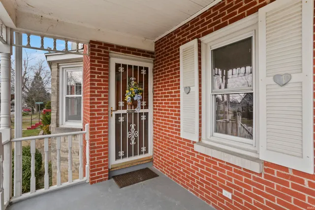 $175,000 | 404 Wedeking Avenue, Evansville, IN 47711