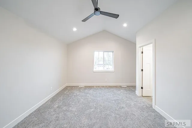 $2,350 | 2078 47th Street, Ammon, ID 83401