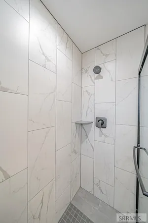 $2,350 | 2078 47th Street, Ammon, ID 83401