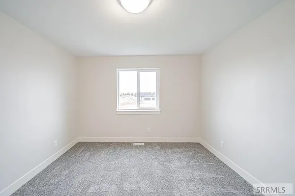 $2,350 | 2078 47th Street, Ammon, ID 83401