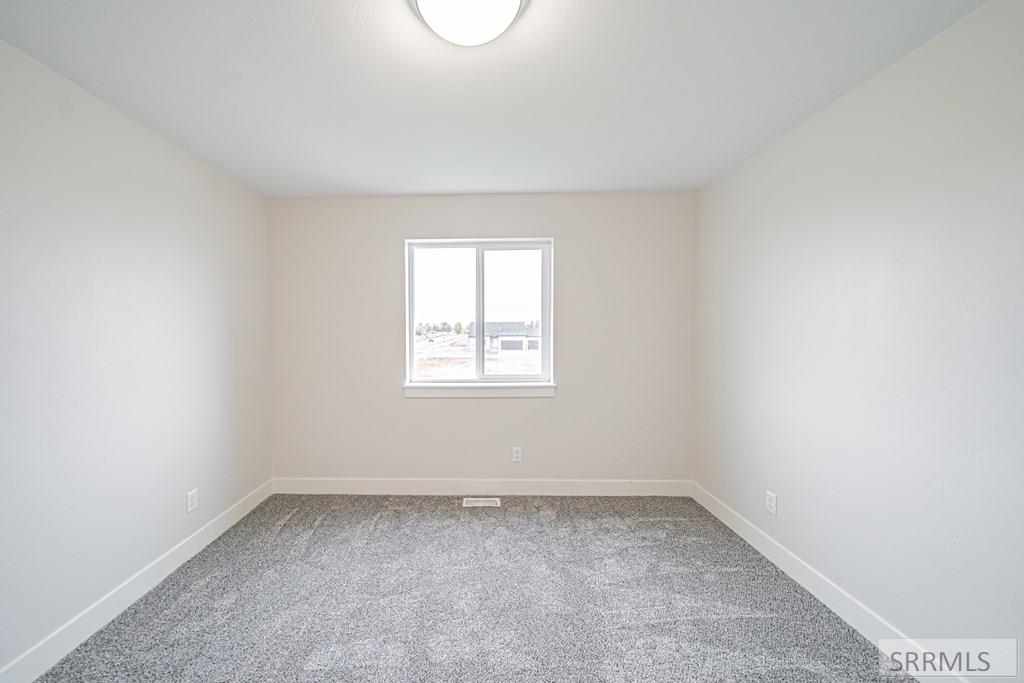 2078 47th Street Ammon, ID 83401 - Photo 22 of 28