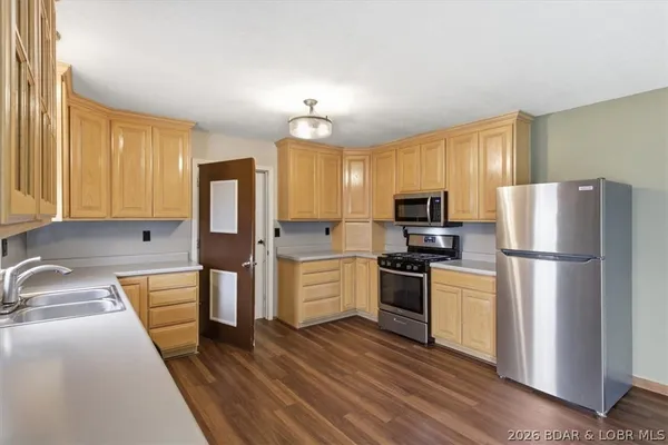 $265,000 | 1007 East Lawson Avenue, Eldon, MO 65026
