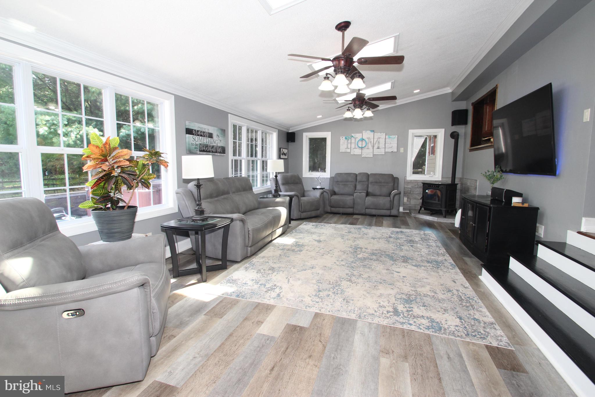 483 Elk Forest Road Elkton, MD 21921 - Photo 12 of 43 Sun room
