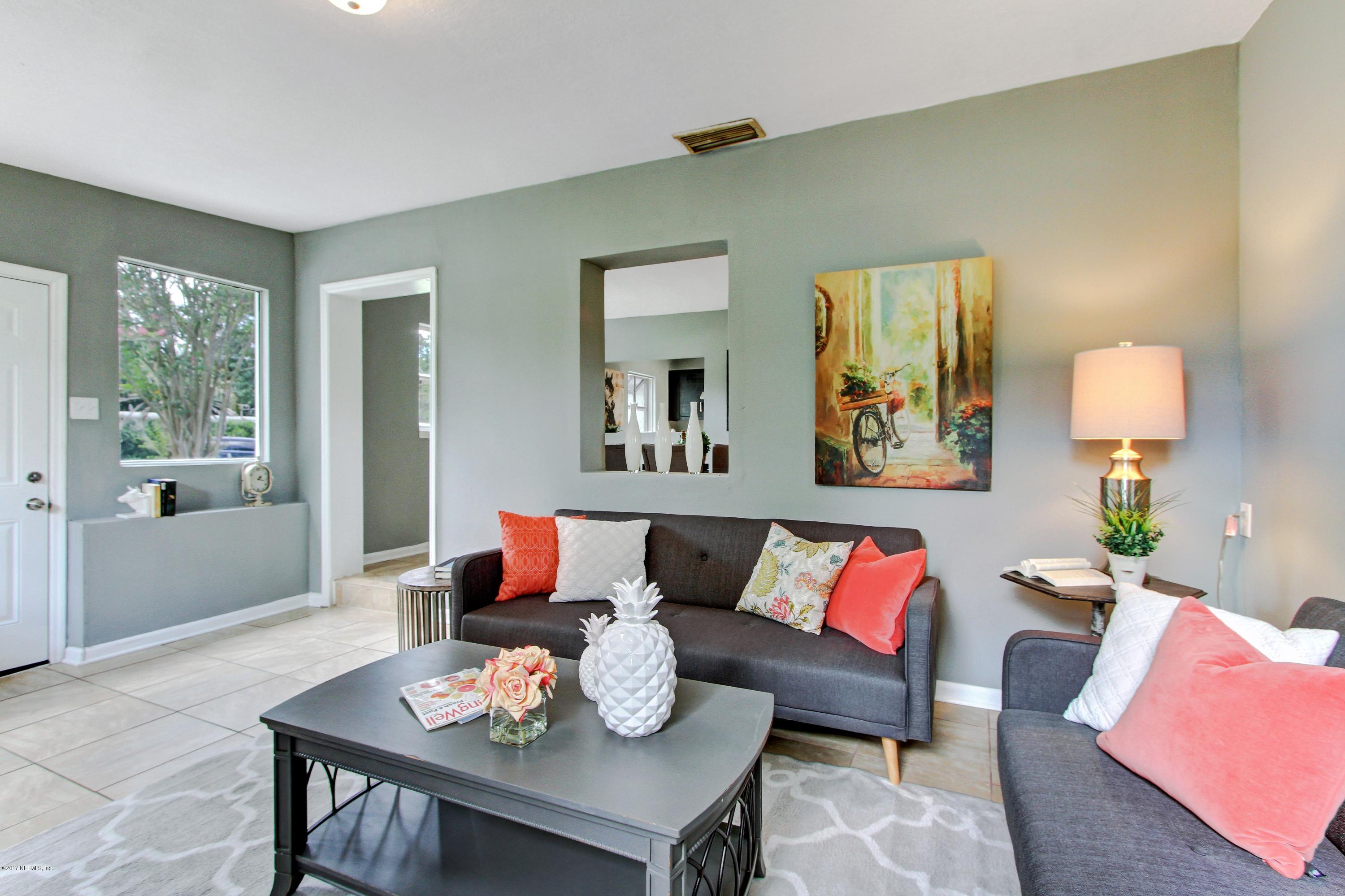 1735 Griflet Road Jacksonville, FL 32211 - Photo 7 of 34 Rave Home Staging Jacksonville (26)