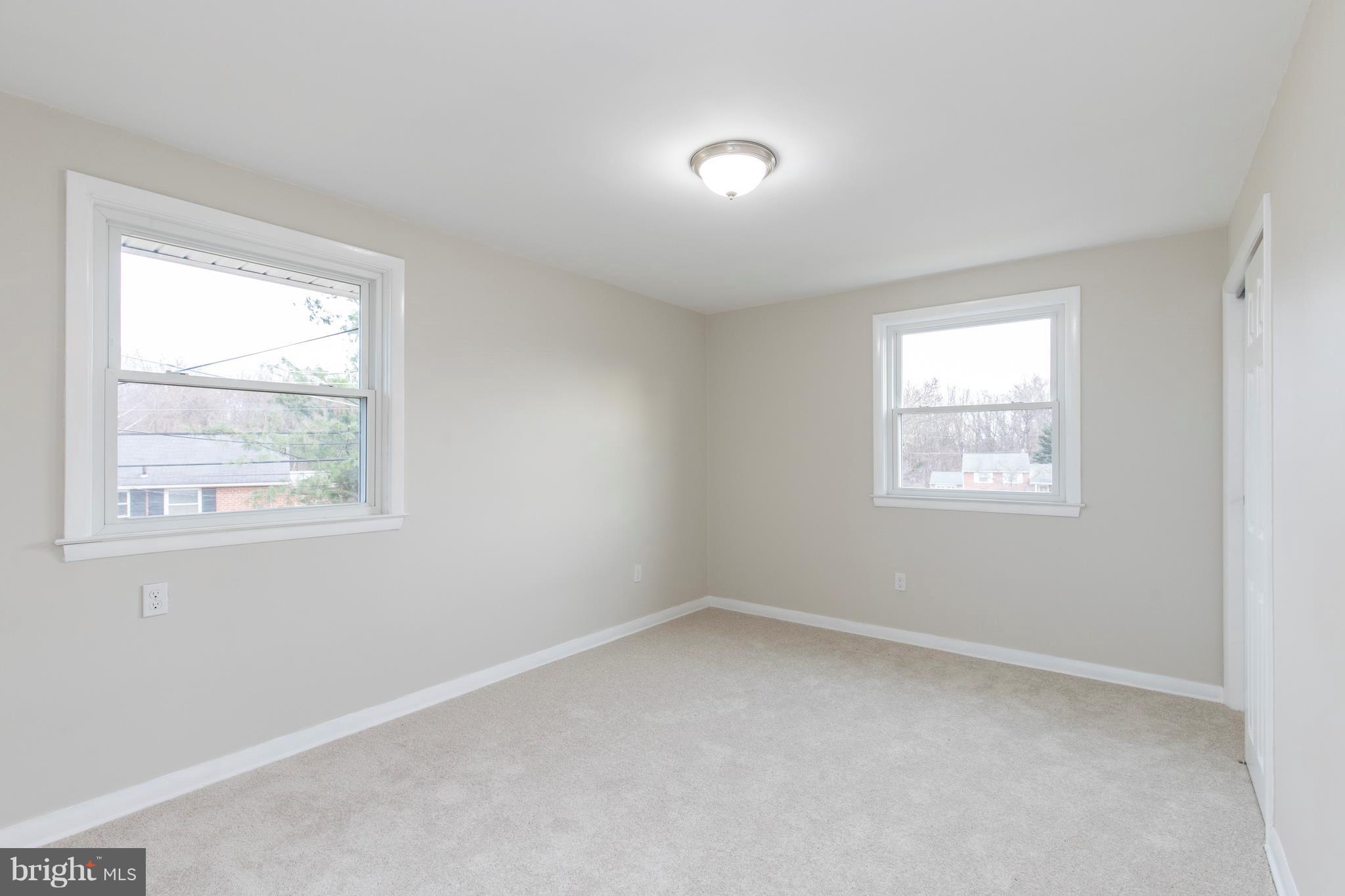409 Kennerly Road Springfield, PA 19064 - Photo 27 of 41 Neutral d cor Throughout a Better Than New Home!