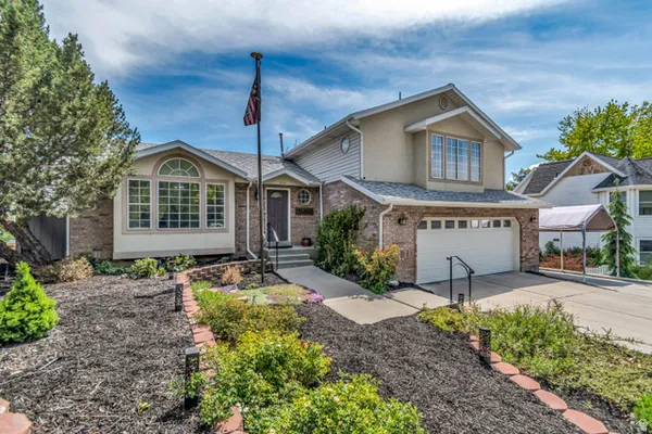 $689,999 | 1062 East 100 S Street, Lindon, UT 84042