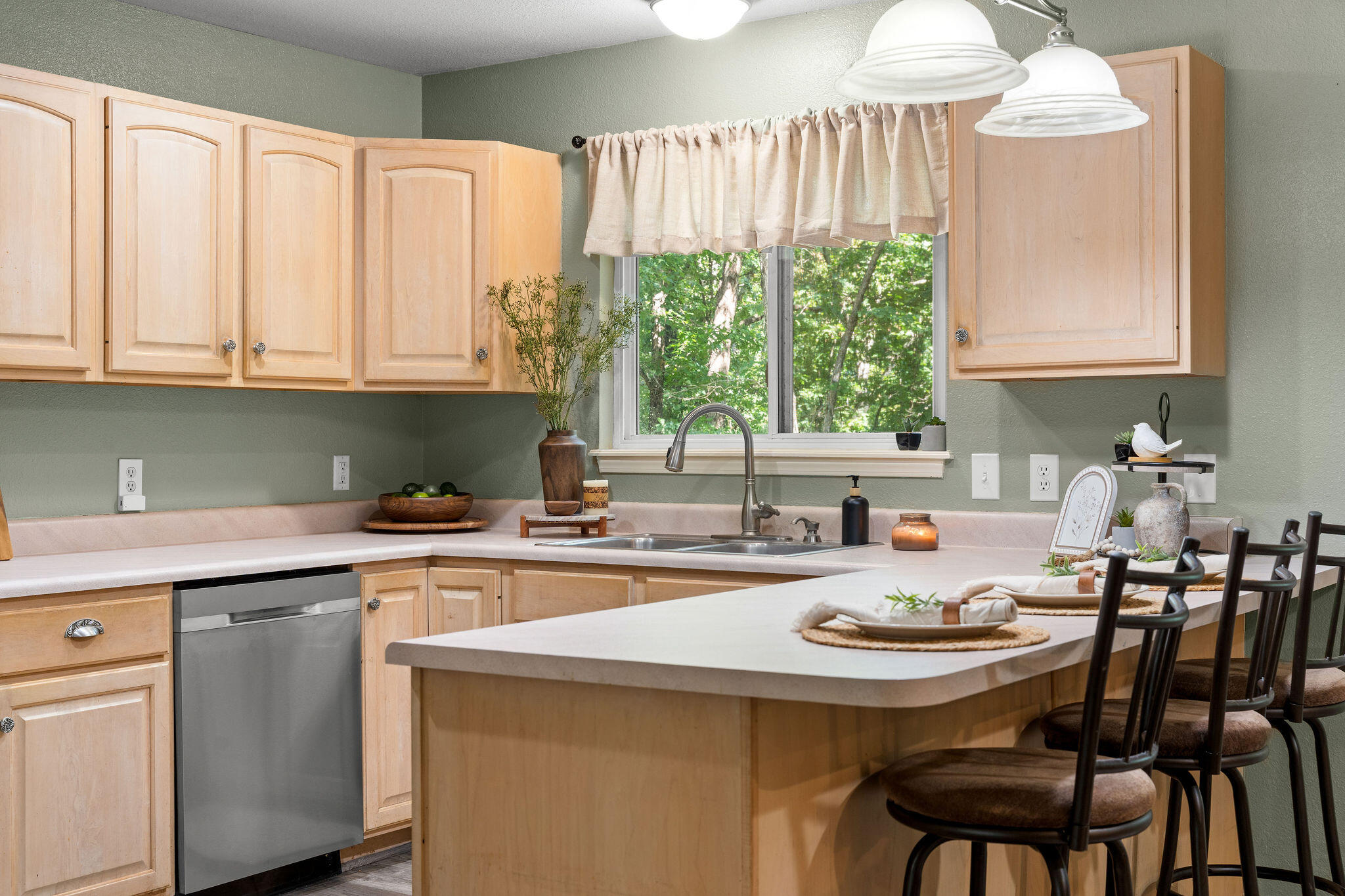 71 Queensberry Road Reeds Spring, MO 65737 - Photo 17 of 37 Kitchen
